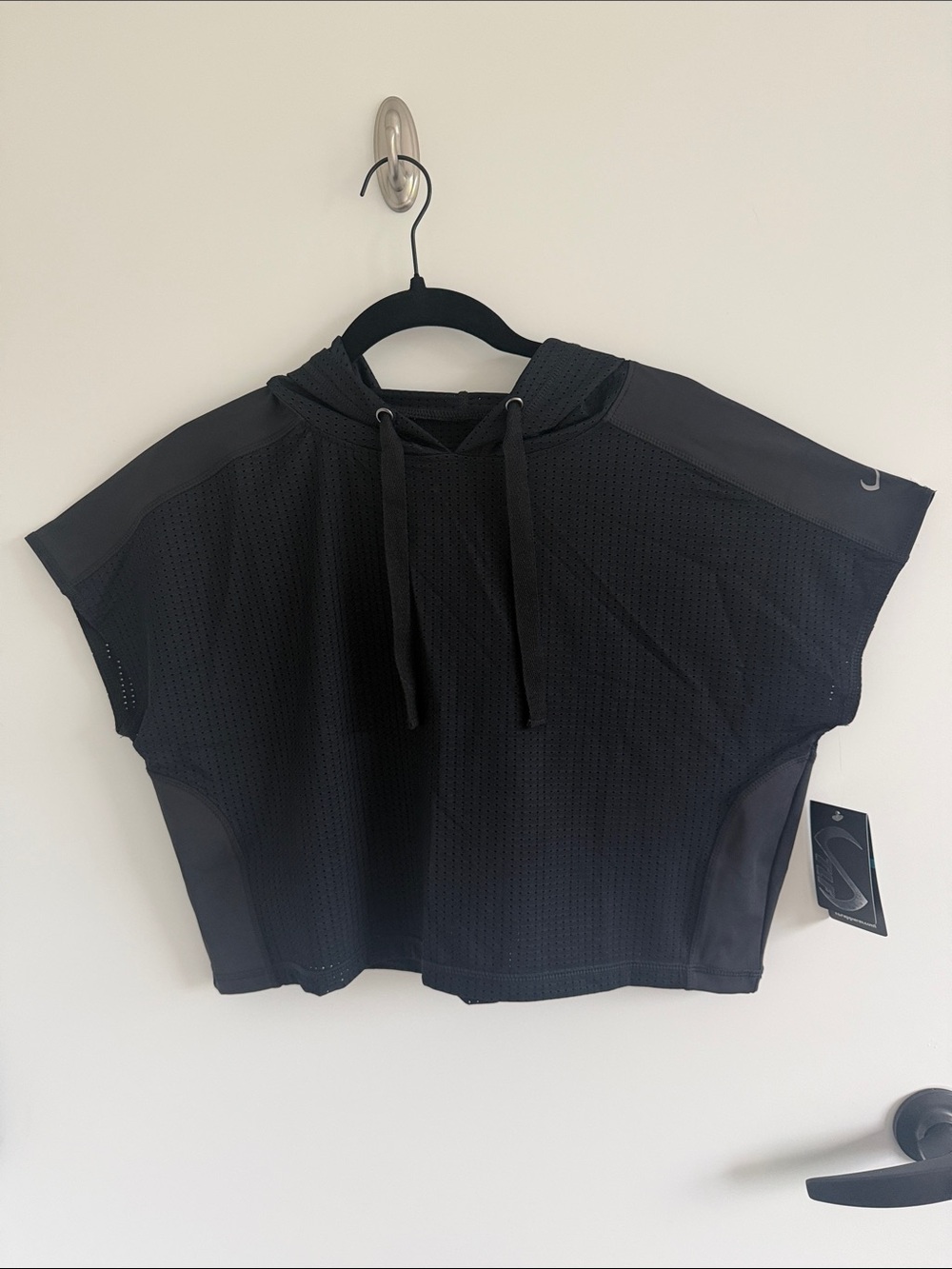 Nike Black Short-Sleeve Hooded Performance Tee